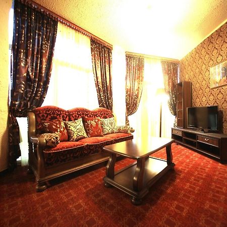 Hotel Kilikiya Ужгород Стая снимка