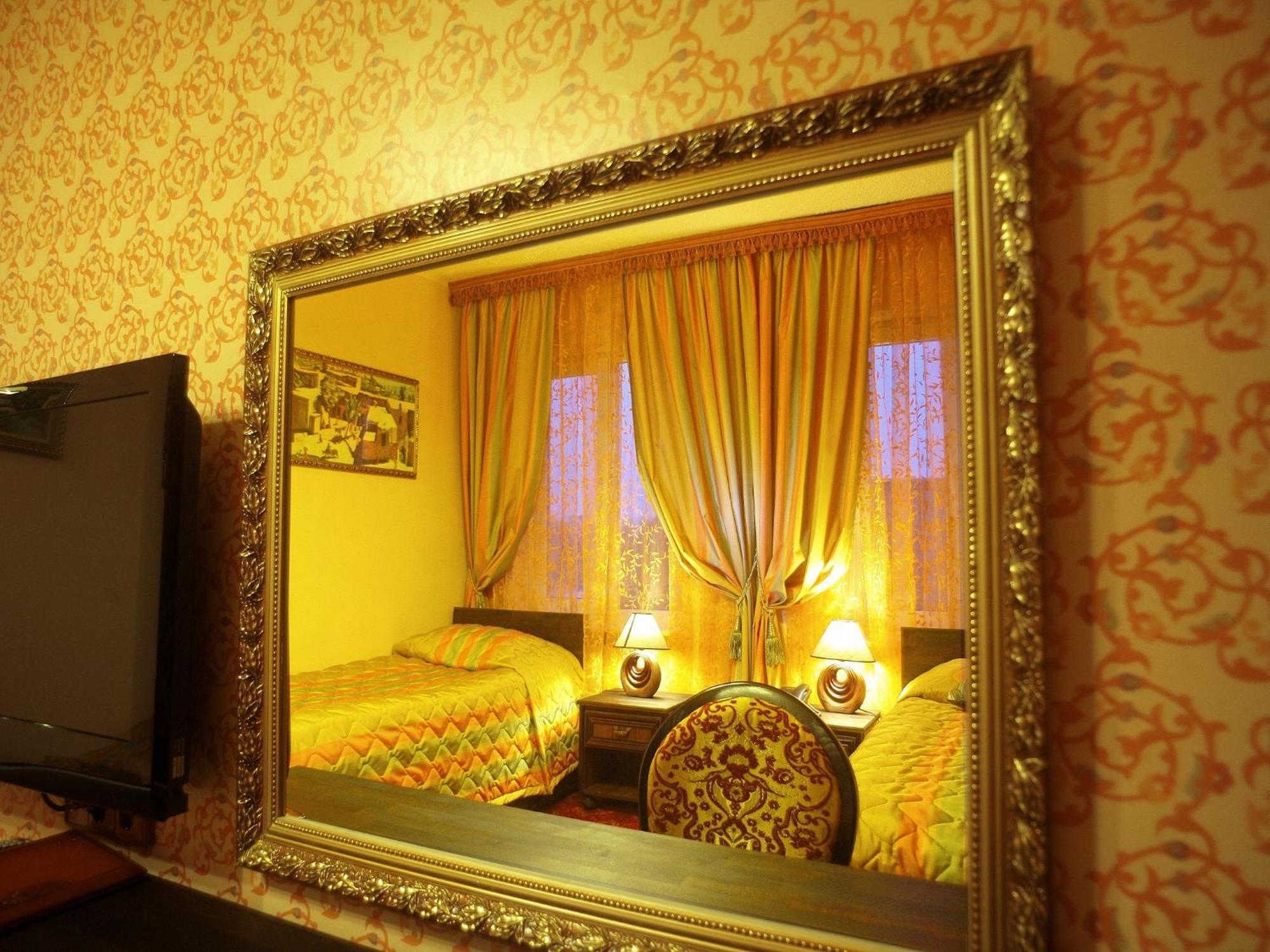 Hotel Kilikiya Ужгород Стая снимка