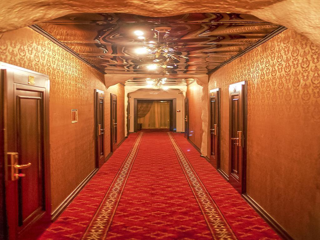 Hotel Kilikiya Ужгород Екстериор снимка